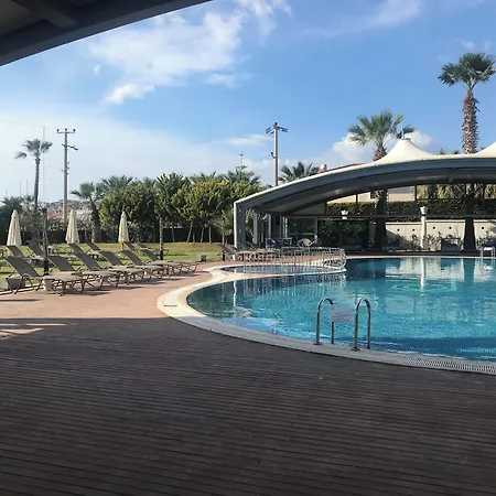 Sisus Marina Hotel
