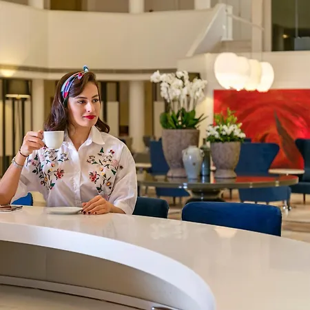 Sisus Marina Hotel