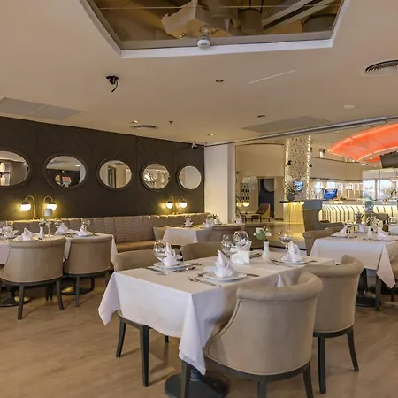 فندق Sisus Marina Çeşme