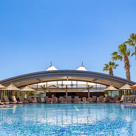 Sisus Marina فندق 4*