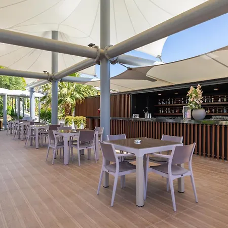 Sisus Marina Hotel Çeşme