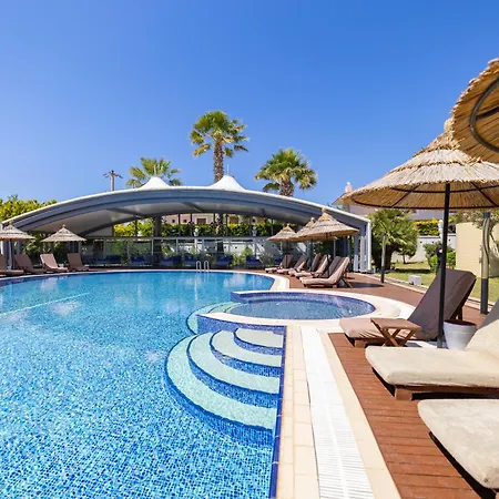 Hotel Sisus Marina