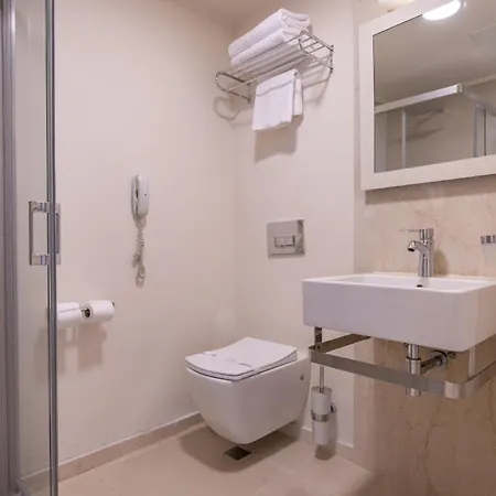Sisus Marina Hotel Çeşme