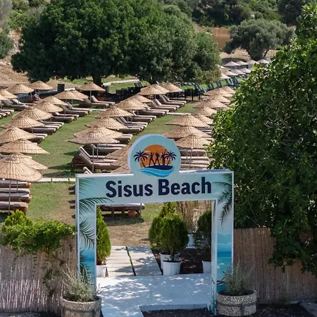 Sisus Marina فندق 4*